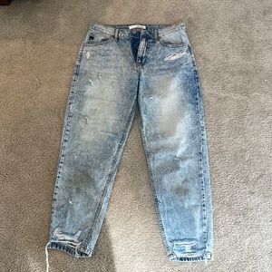 KanCan Distressed Jeans
